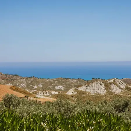 別荘 Calami - Romeo - Private With Pool, Seaview & Olive Grove