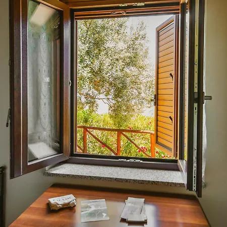 בית נופש Calami - Romeo - Private With Pool, Seaview & Olive Grove *
