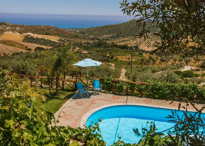 Calami - Romeo - Private With Pool, Seaview & Olive Grove