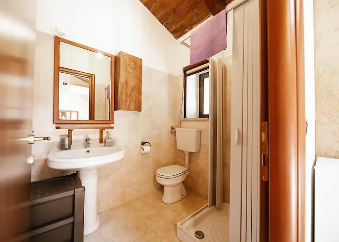 בית נופש Calami - Romeo - Private With Pool, Seaview & Olive Grove