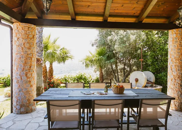 Calami - Romeo - Private With Pool, Seaview & Olive Grove בית נופש